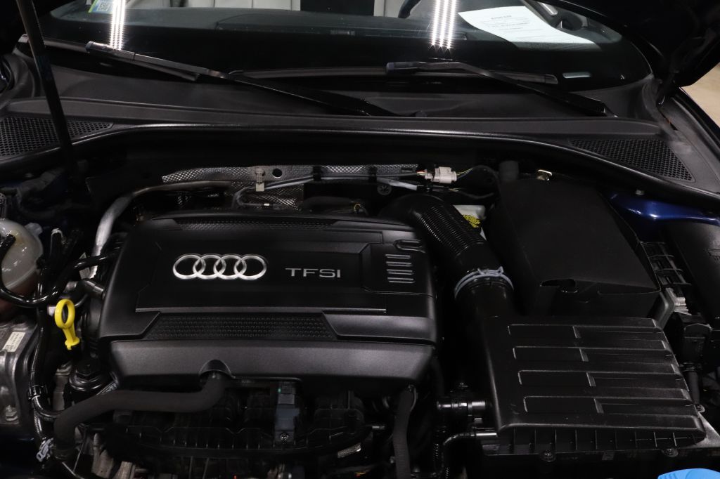 2016-Audi-A3-Discovery-Auto-Center-20