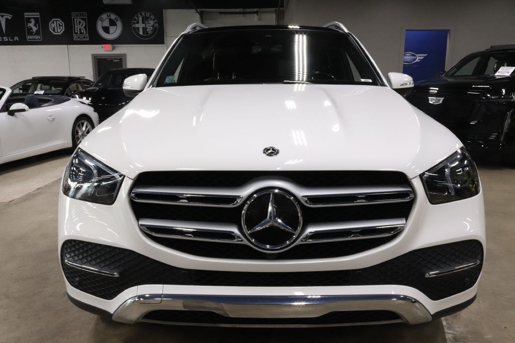 2021-Mercedes-Benz-GLE-Discovery-Auto-Center-8