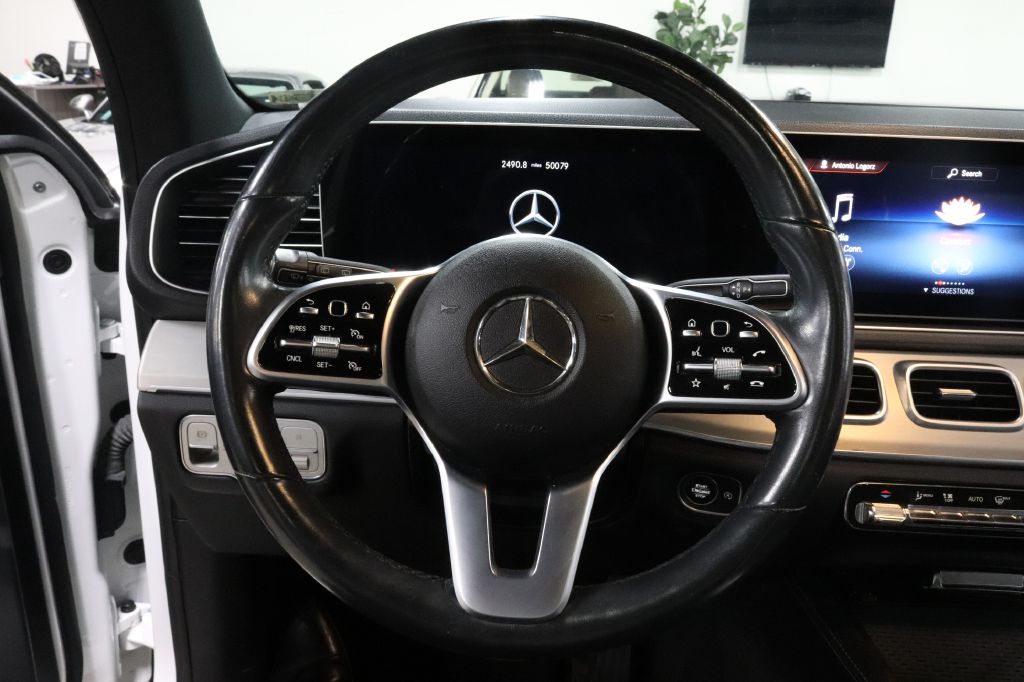 2021-Mercedes-Benz-GLE-Discovery-Auto-Center-30