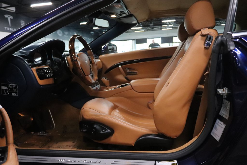 2014-Maserati-GRANTURISMO-Discovery-Auto-Center-10