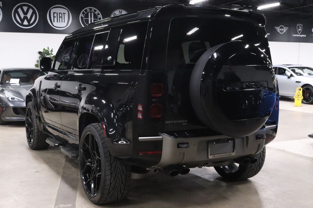 2023-Land Rover-DEFENDER-Discovery-Auto-Center-3