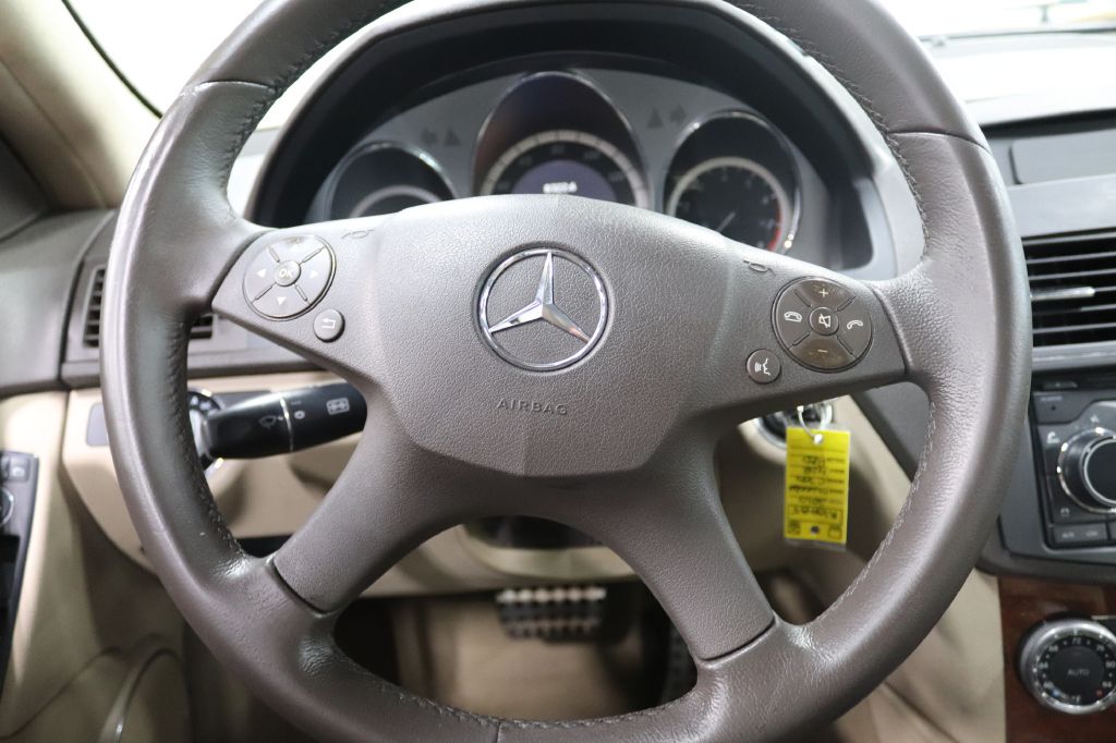 2011-Mercedes-Benz-C-CLASS-Discovery-Auto-Center-22