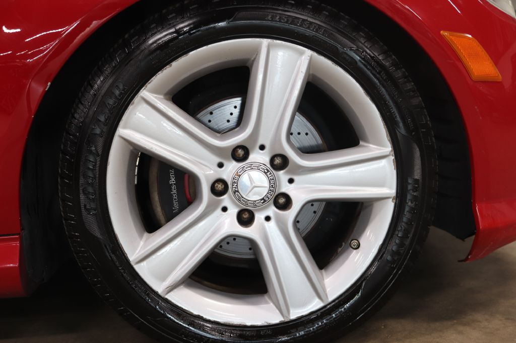 2011-Mercedes-Benz-C-CLASS-Discovery-Auto-Center-32