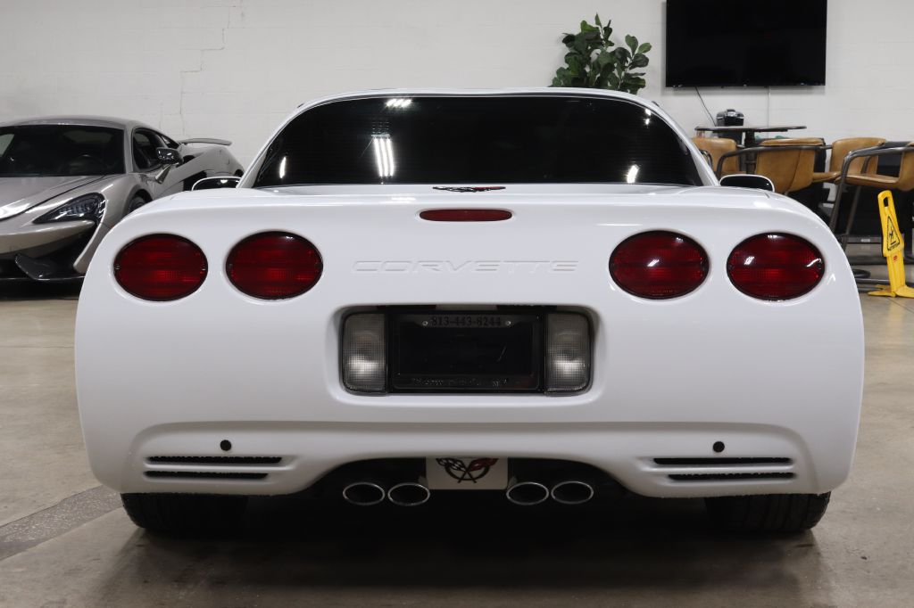 2005-Chevrolet-CORVETTE-Discovery-Auto-Center-4