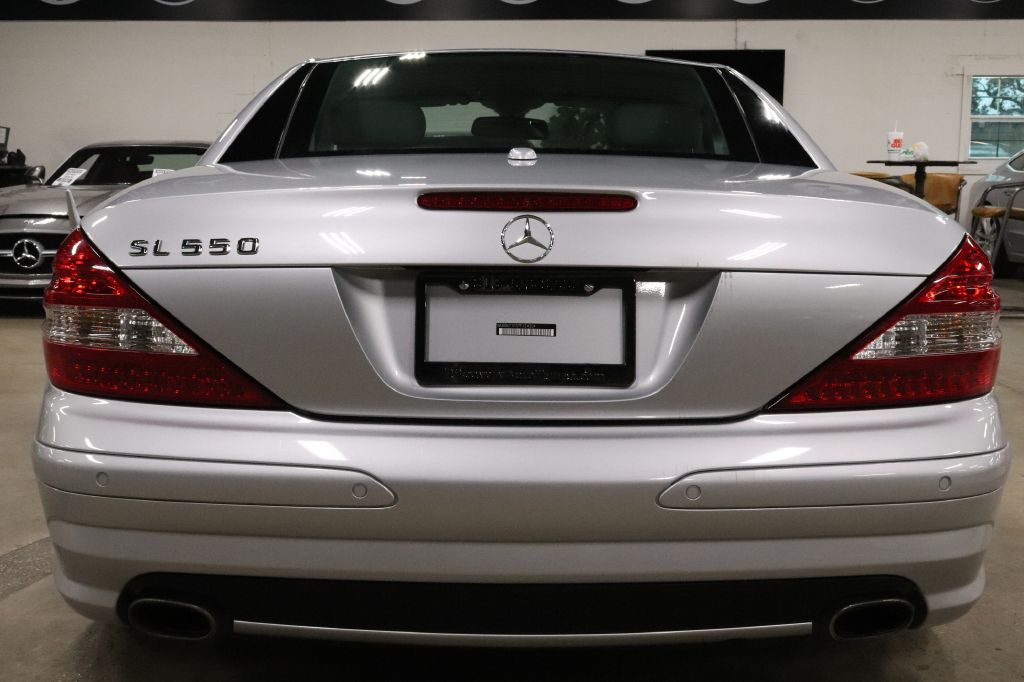 2008-Mercedes-Benz-SL-Class-Discovery-Auto-Center-4