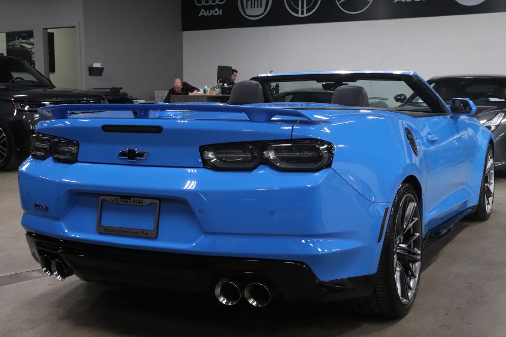2023-Chevrolet-CAMARO-Discovery-Auto-Center-5
