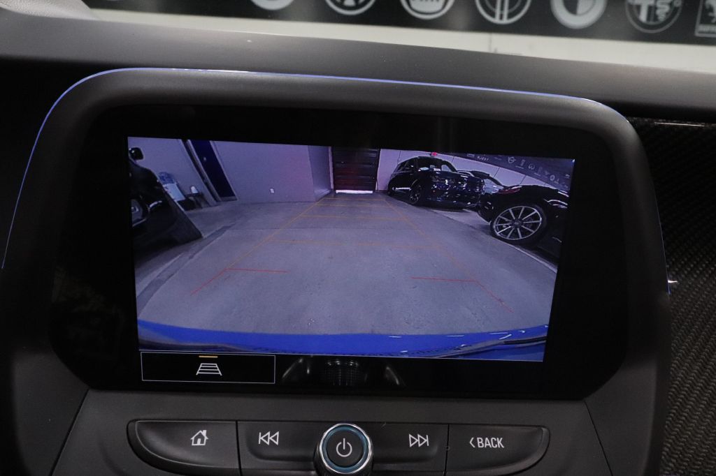 2023-Chevrolet-CAMARO-Discovery-Auto-Center-26