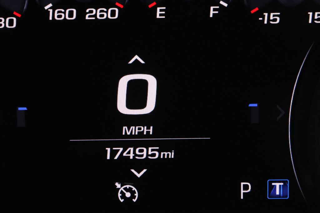 2023-Chevrolet-CAMARO-Discovery-Auto-Center-28