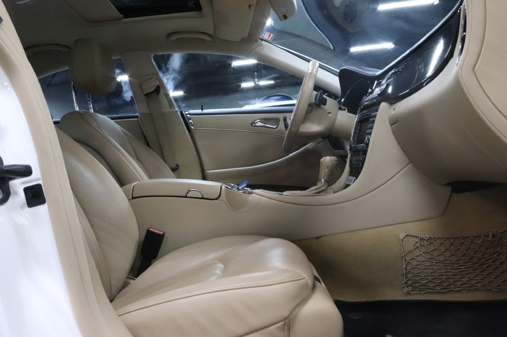 2009-Mercedes-Benz-CLS-Discovery-Auto-Center-20
