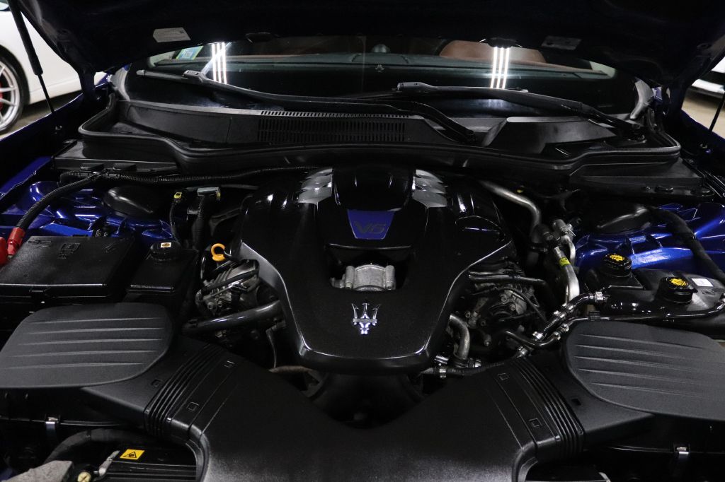 2016-Maserati-GHIBLI-Discovery-Auto-Center-36