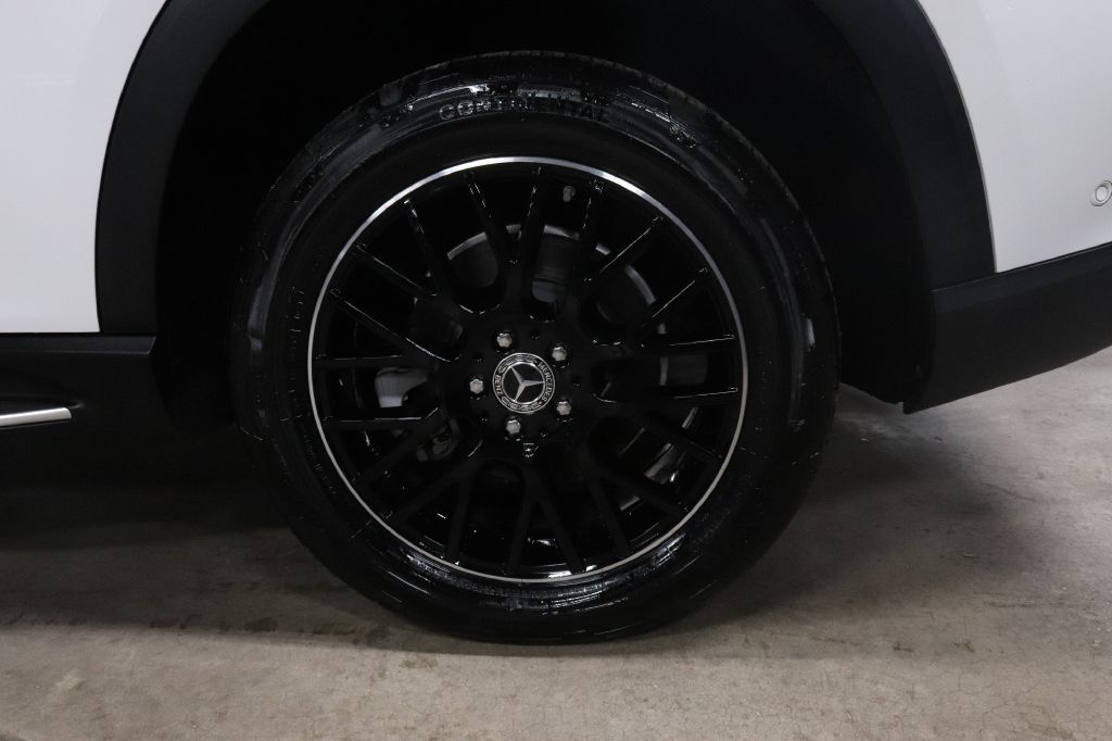 2021-Mercedes-Benz-GLE-Discovery-Auto-Center-32