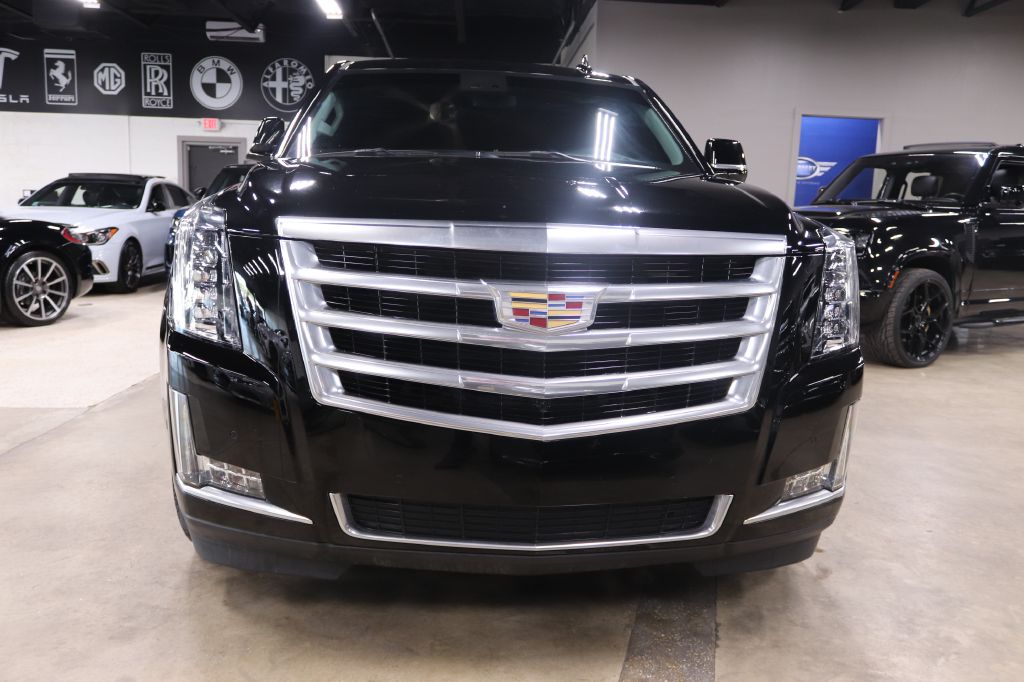 2021-Cadillac-ESCALADE-Discovery-Auto-Center-8