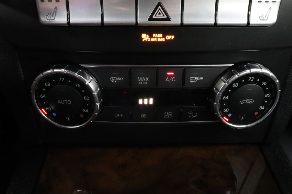 2013-Mercedes-Benz-C-CLASS-Discovery-Auto-Center-32