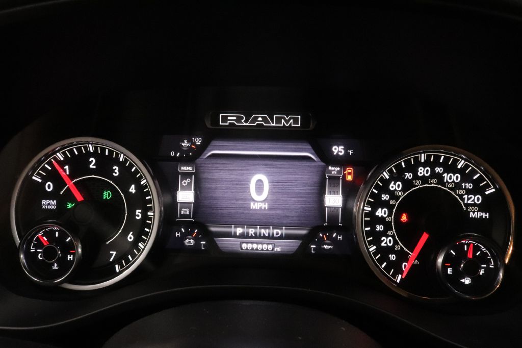 2023-Ram-1500-Discovery-Auto-Center-29