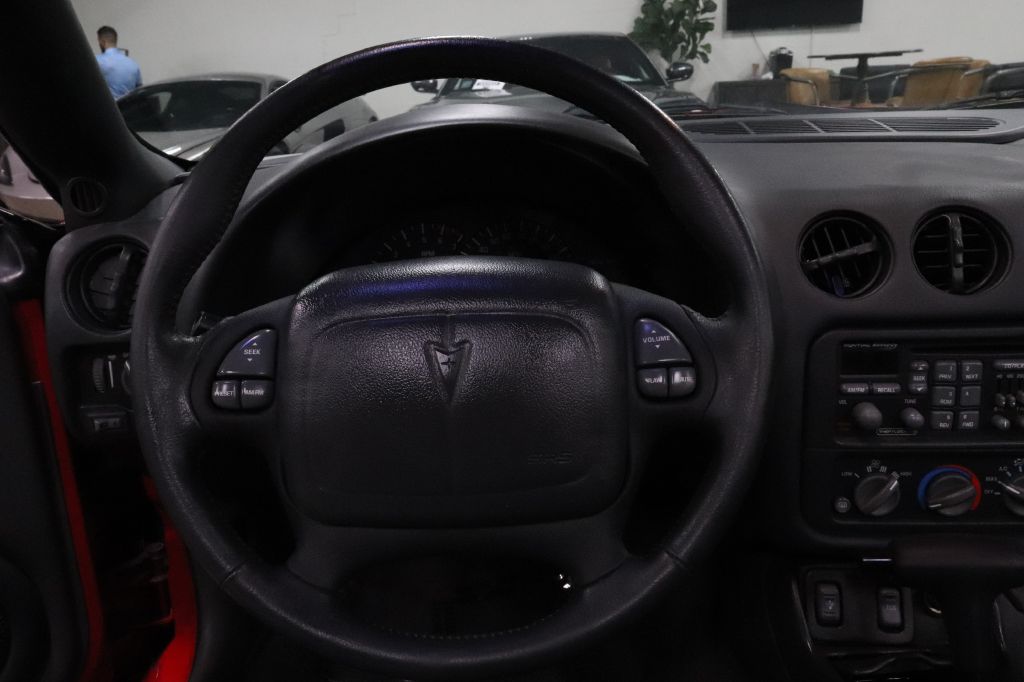 2000-Pontiac-FIREBIRD-Discovery-Auto-Center-21