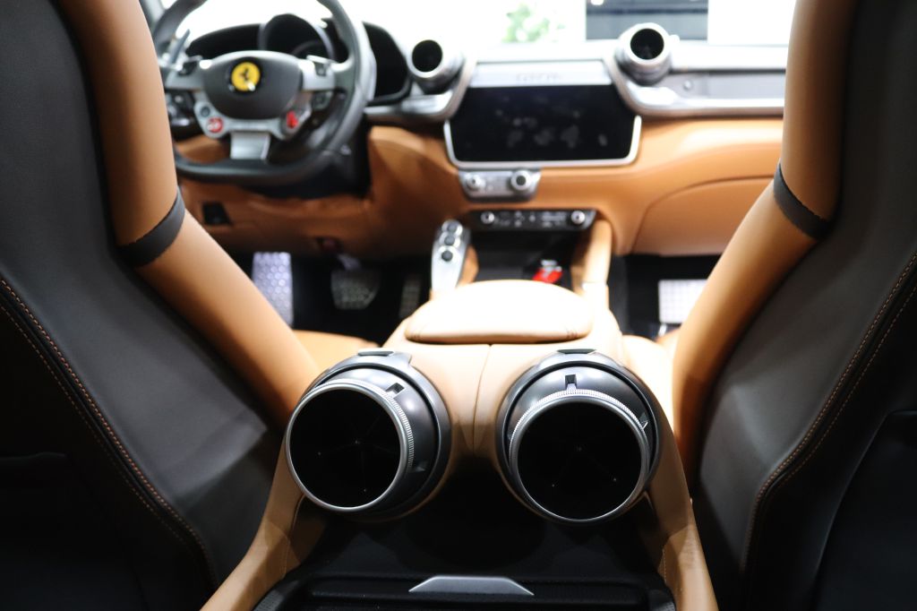 2020-Ferrari-GTC4 LUSSO-Discovery-Auto-Center-31