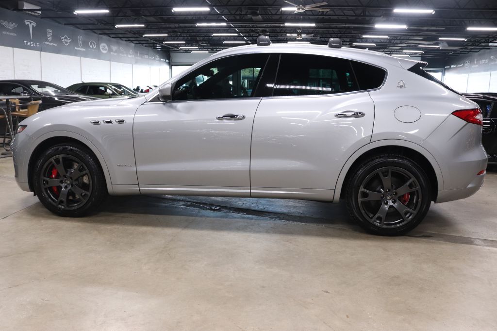 2019-Maserati-LEVANTE-Discovery-Auto-Center-2