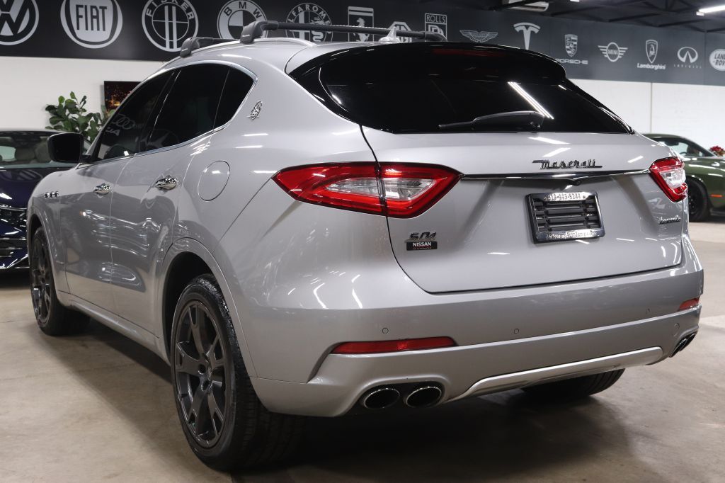 2019-Maserati-LEVANTE-Discovery-Auto-Center-3