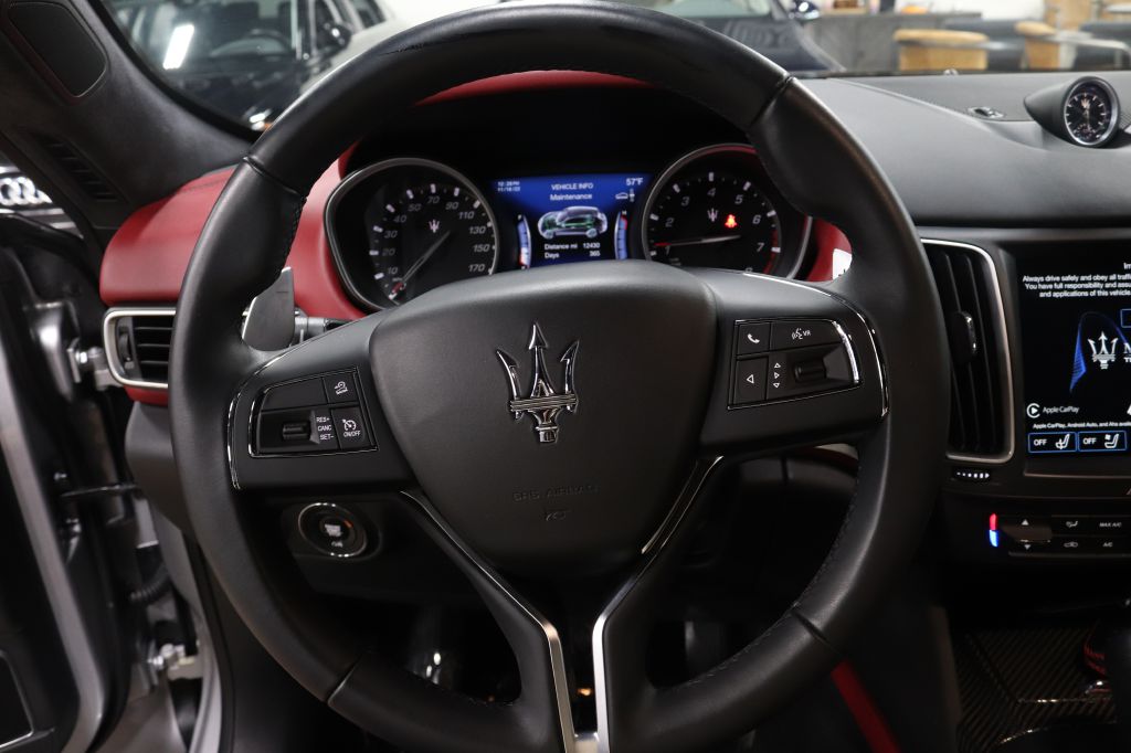 2019-Maserati-LEVANTE-Discovery-Auto-Center-24