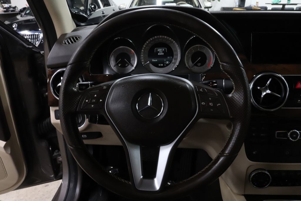 2015-Mercedes-Benz-GLK-Discovery-Auto-Center-23
