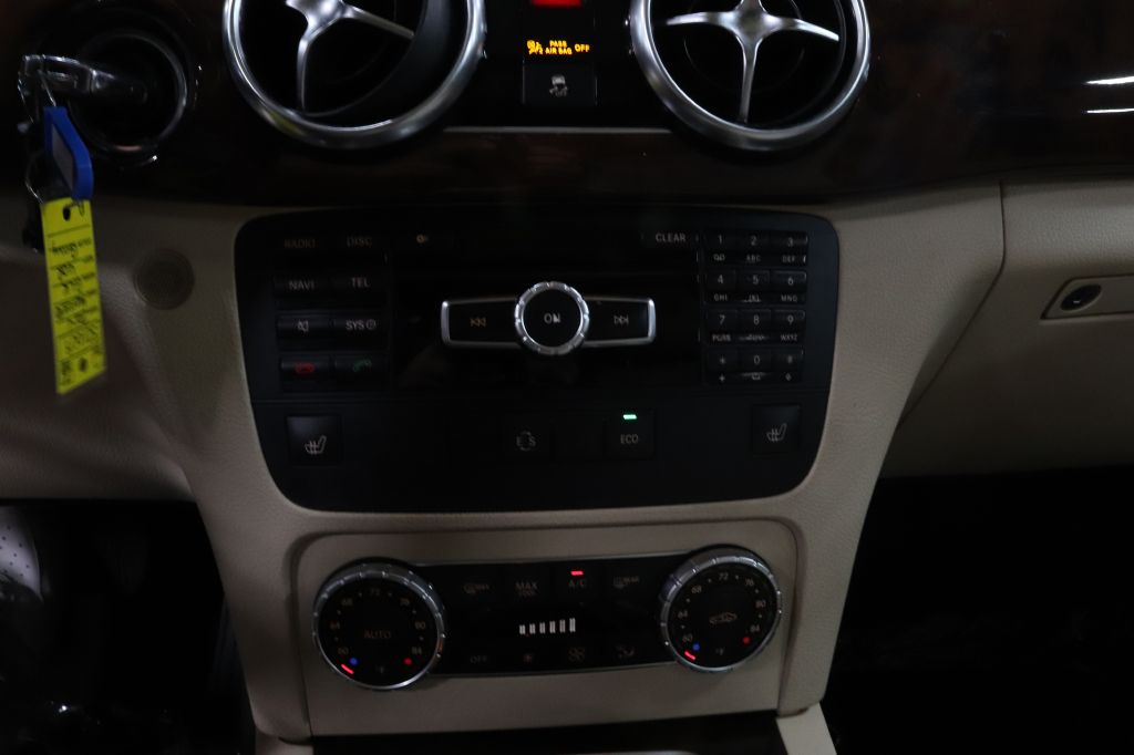 2015-Mercedes-Benz-GLK-Discovery-Auto-Center-27
