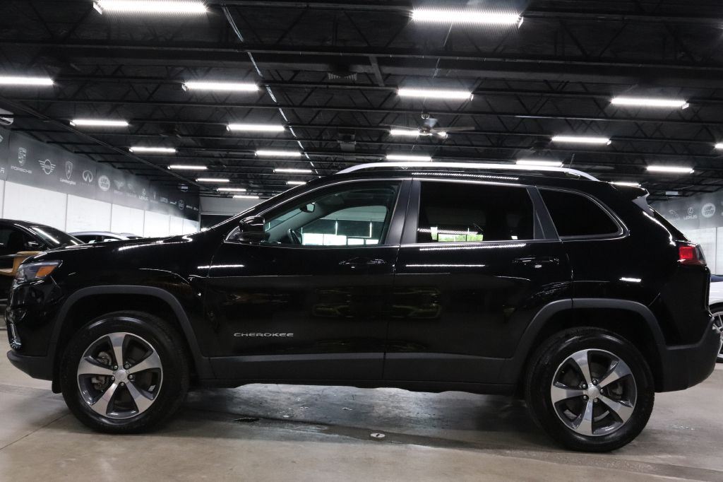 2020-Jeep-CHEROKEE-Discovery-Auto-Center-2