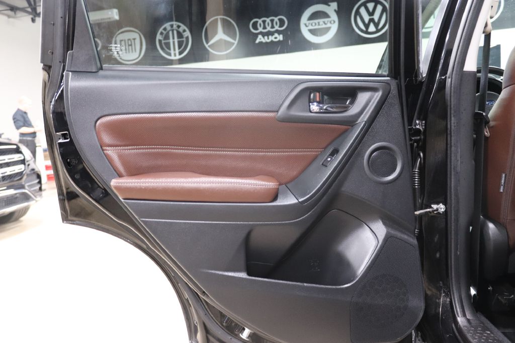 2019-Subaru-FORESTER-Discovery-Auto-Center-16