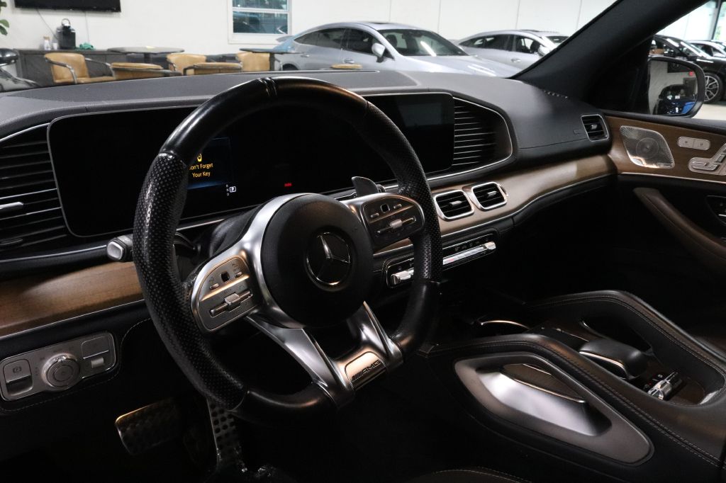 2022-Mercedes-Benz-GLE-Discovery-Auto-Center-12