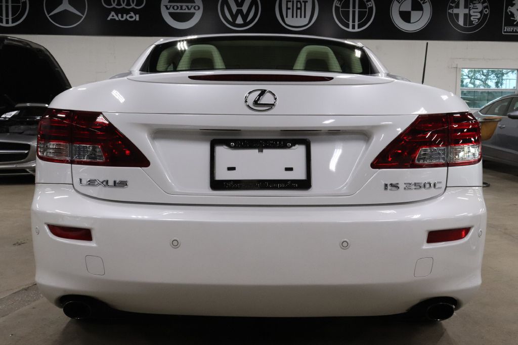2011-Lexus-IS-Discovery-Auto-Center-4
