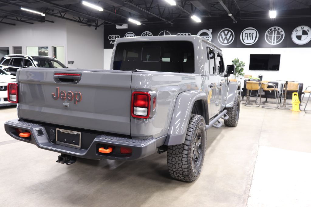 2022-Jeep-GLADIATOR-Discovery-Auto-Center-5