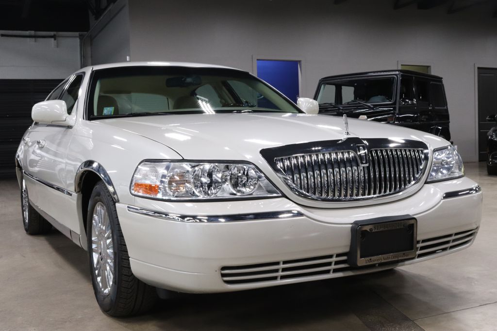 2007-Lincoln-TOWN-Discovery-Auto-Center-7