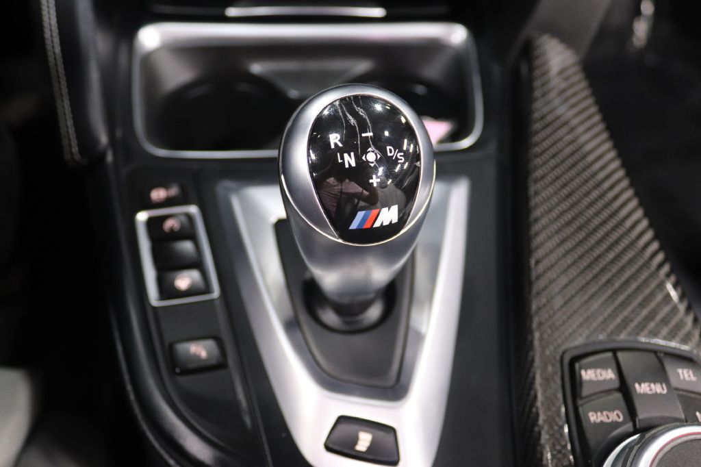 2017-BMW-M4-Discovery-Auto-Center-27