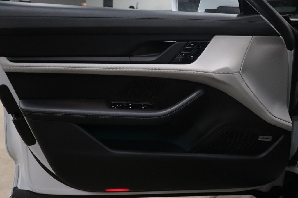 2021-Porsche-TAYCAN-Discovery-Auto-Center-9