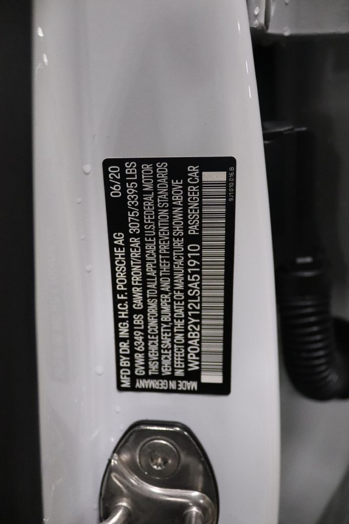 2021-Porsche-TAYCAN-Discovery-Auto-Center-36