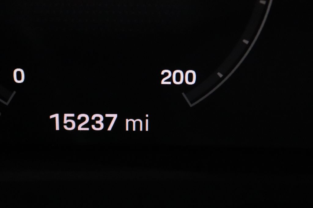2021-Porsche-TAYCAN-Discovery-Auto-Center-23