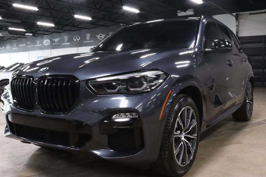 2021-BMW-X5 MSPORT-Discovery-Auto-Center-1