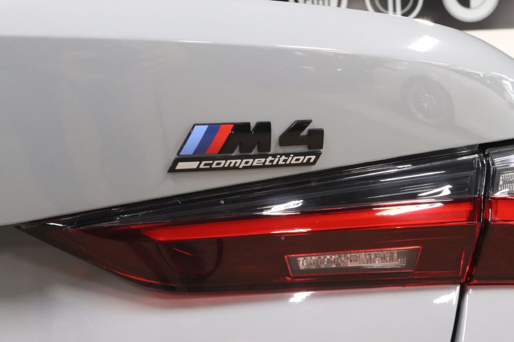 2024-BMW-M4-Discovery-Auto-Center-18