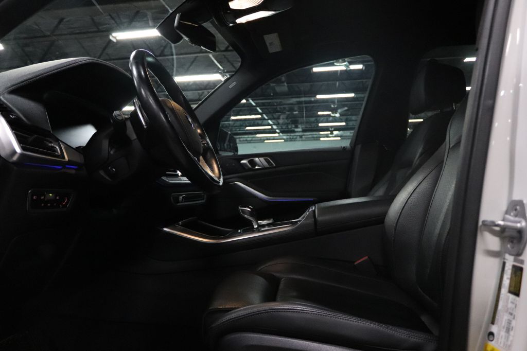 2020-BMW-X5-Discovery-Auto-Center-10