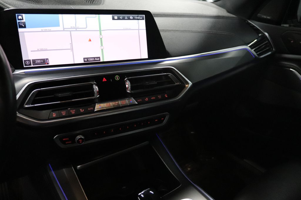 2020-BMW-X5-Discovery-Auto-Center-26