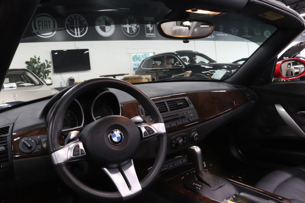 2009-BMW-Z4-Discovery-Auto-Center-10