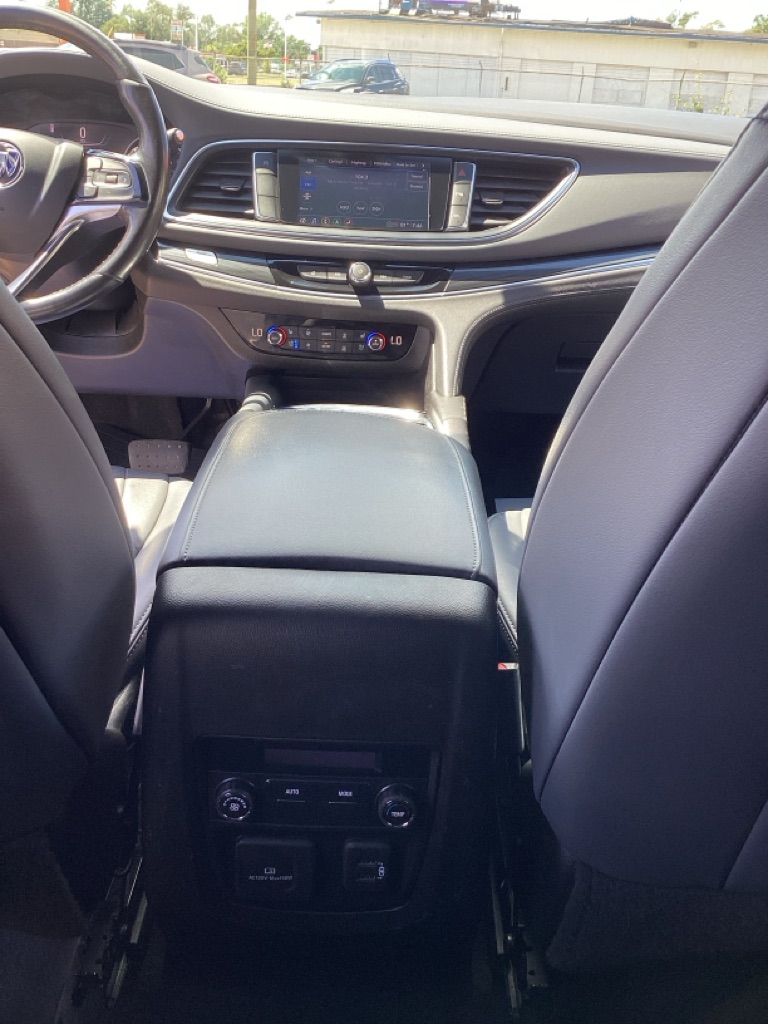 Photo 19 of this BUICK ENCLAVE