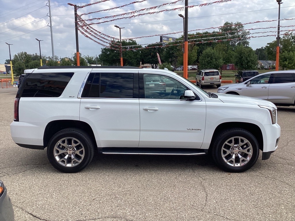 Photo 6 of this GMC YUKON