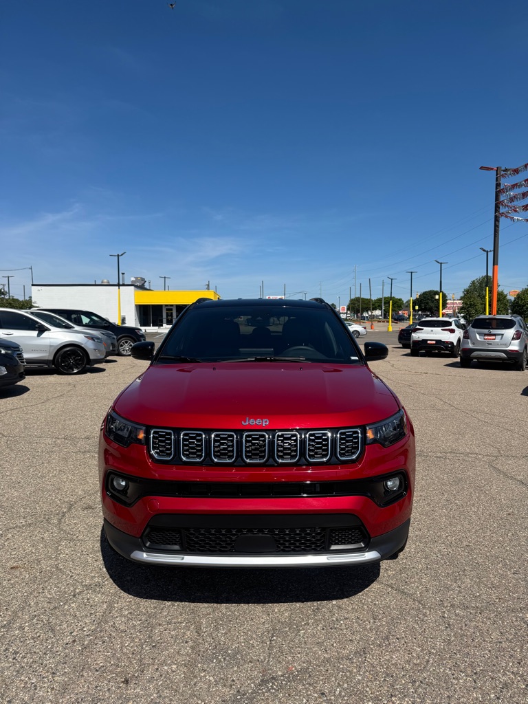 Photo 4 of this JEEP COMPASS