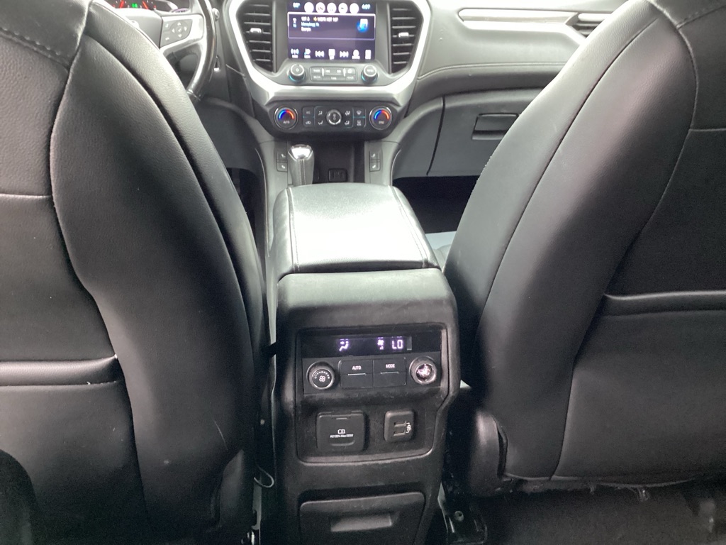 Photo 16 of this GMC ACADIA