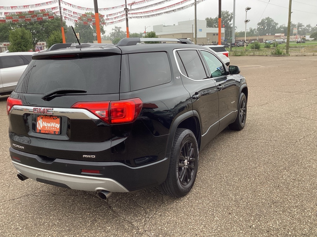 Photo 7 of this GMC ACADIA
