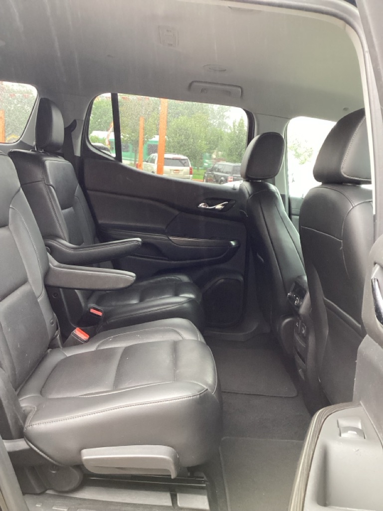 Photo 13 of this GMC ACADIA