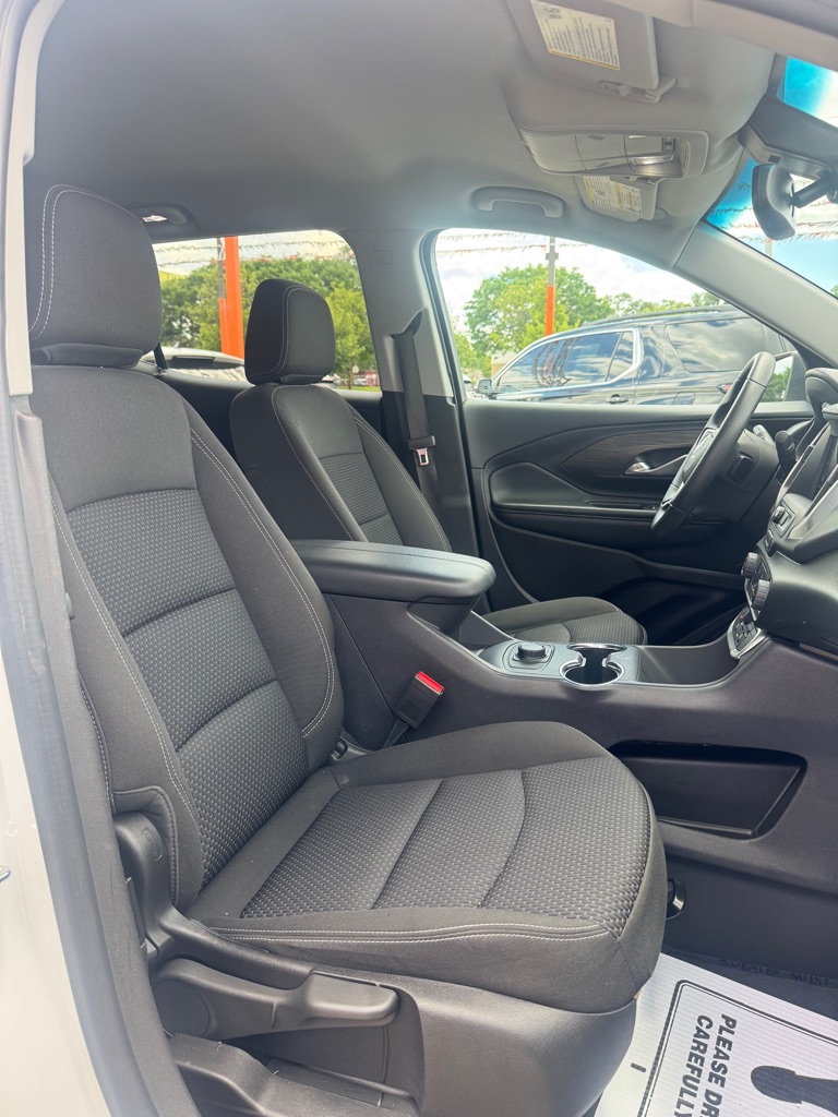 Photo 14 of this GMC TERRAIN