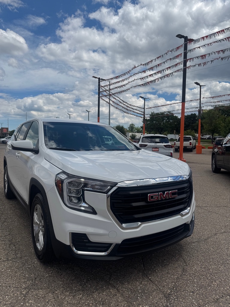 Photo 5 of this GMC TERRAIN