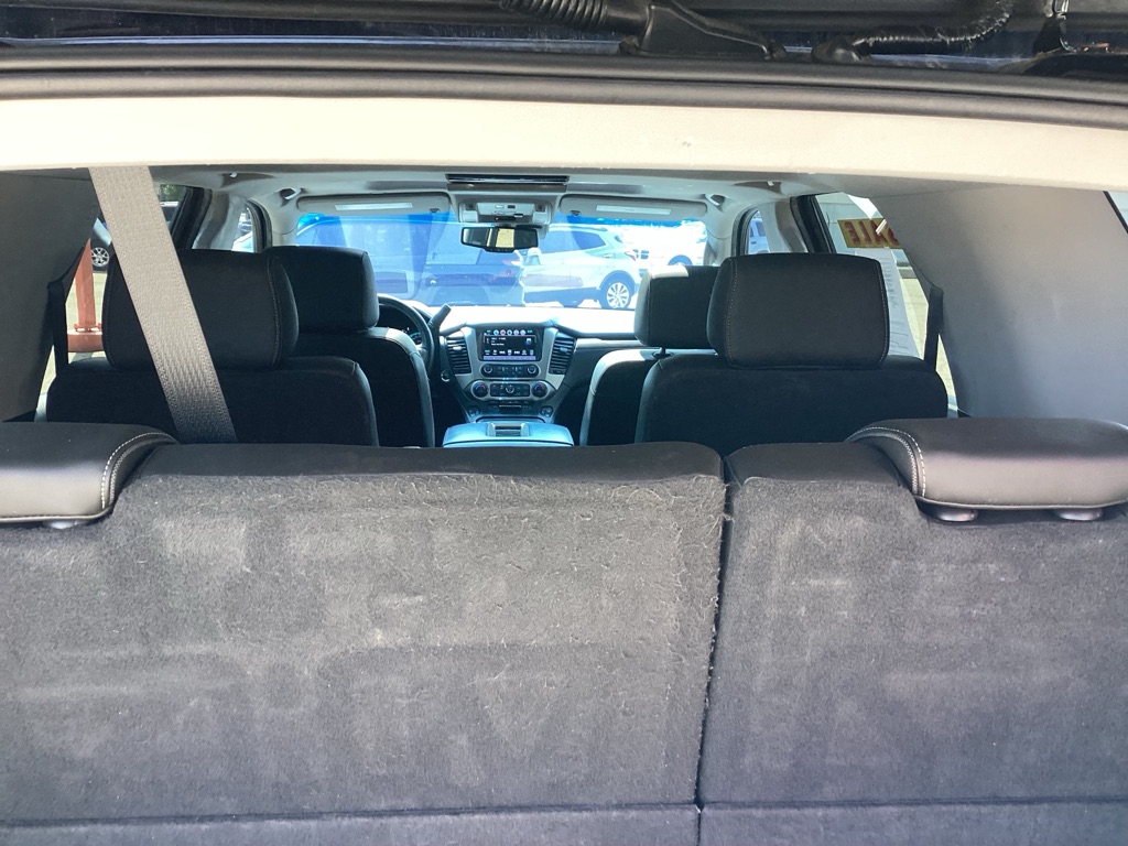 Photo 12 of this GMC YUKON