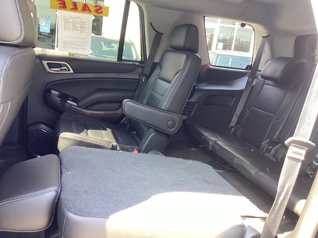 Photo 14 of this GMC YUKON
